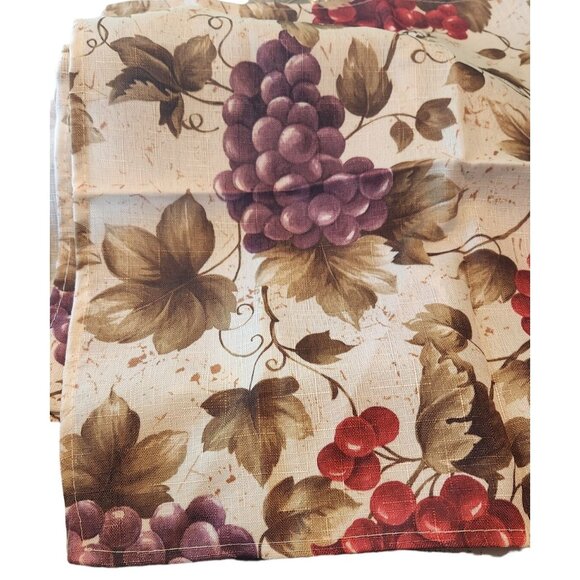 Napkins Cloth Napkins Set of 8 Anna's Home 16" x 16"  Red Purple Grapes 100 % Po - Picture 2 of 4